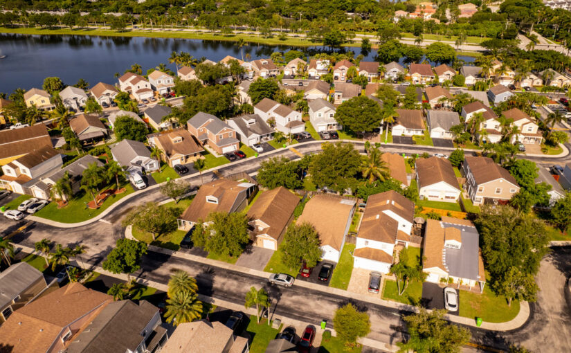 The Role of Marketing in Selling High-End Homes