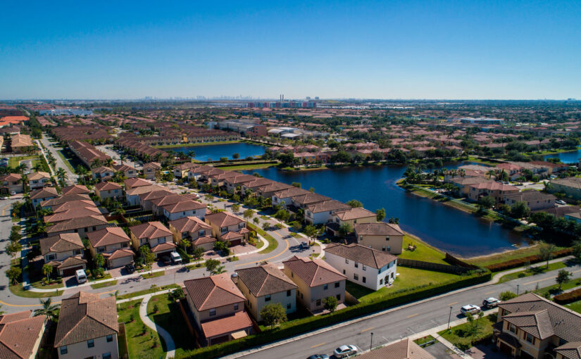 🏠 Pre-Holiday Home Prep: 5 Fast Fixes to Boost Your Home’s Value