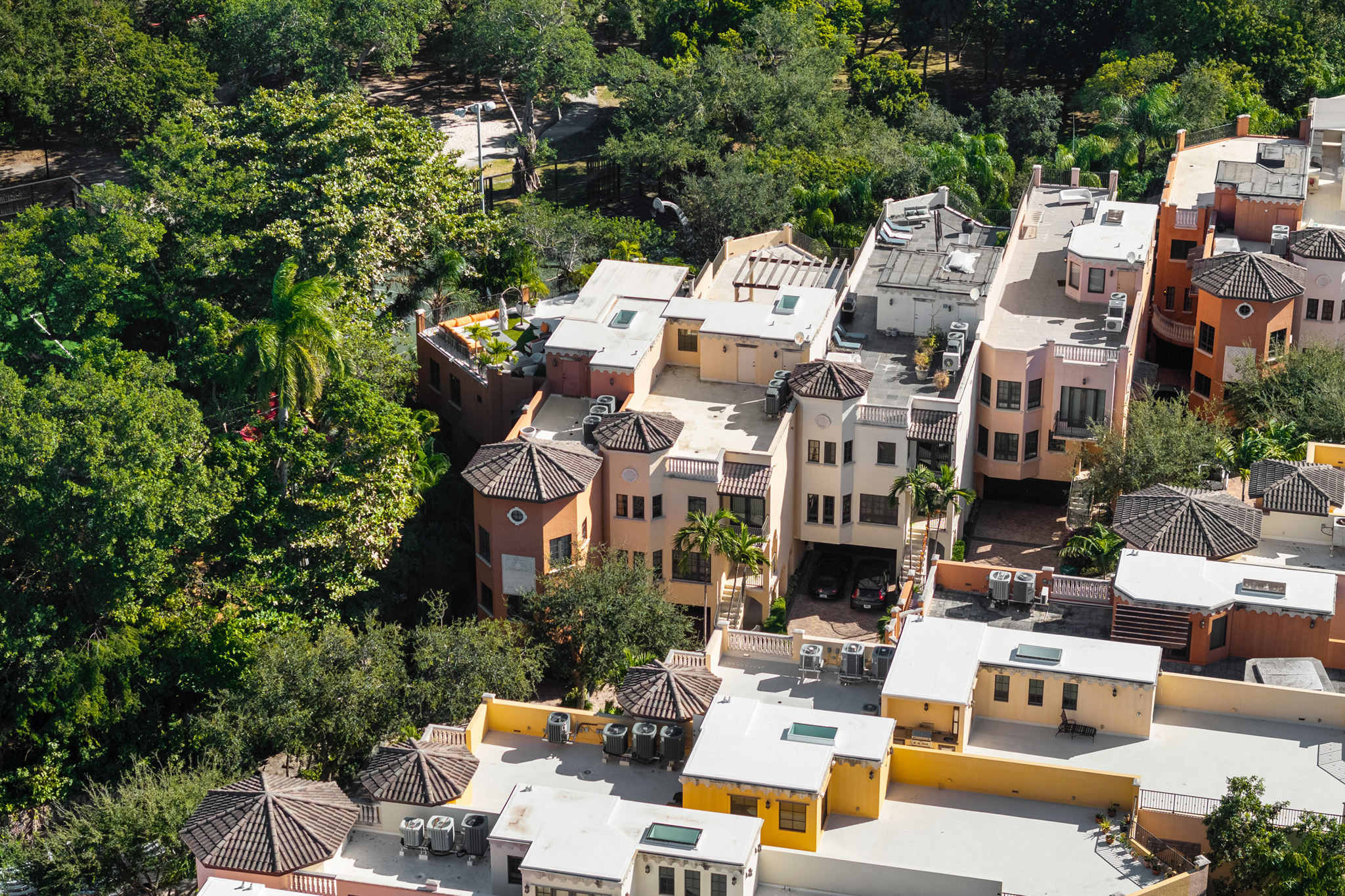 Relocating to Coconut Grove or Coral Gables: Your Ultimate Luxury Real Estate Checklist