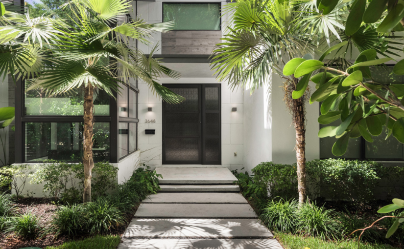 Luxury & High-End Miami Real Estate: What’s Holding Strong — and What’s Changing